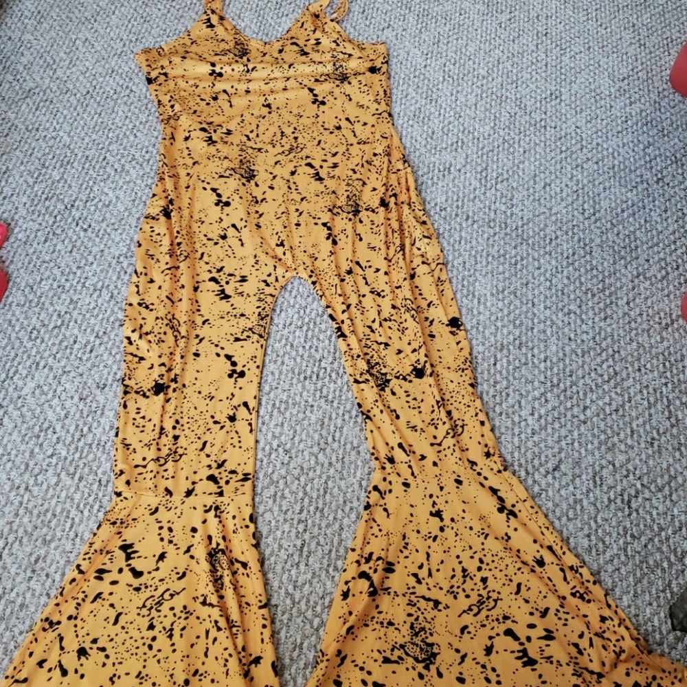 Color splash jumpsuitone size fits up to XL